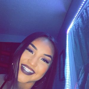 Meet your Posher, Jaycene